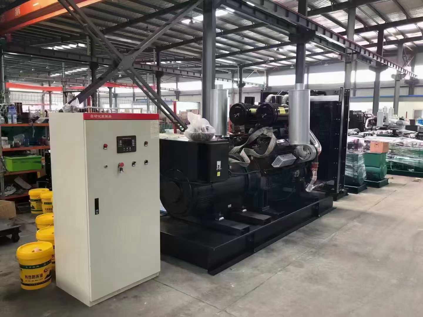 渝水柴油发电机运行时的噪音和振动水平如何？