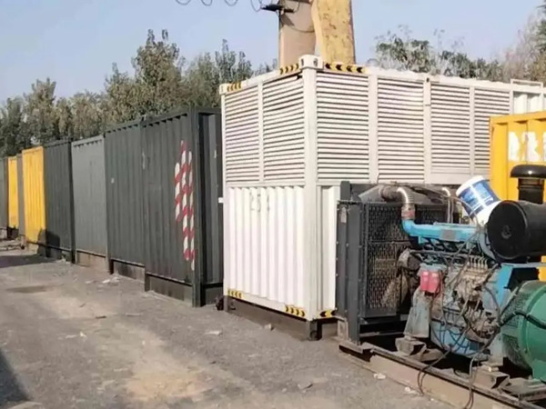 渝水200KW柴油发电机机组每小时油耗是多少?